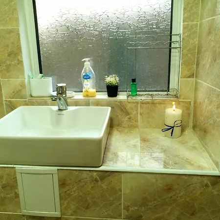 Emiliya ゲストハウス