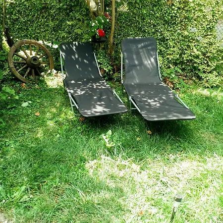 ゲストハウス Emiliya *