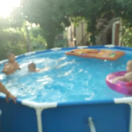 Emiliya Casa de hóspedes Ovchartsi (Kyustendil)