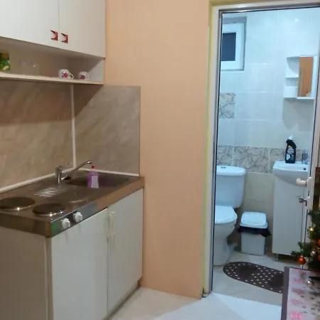 Emiliya Ovchartsi (Kyustendil)