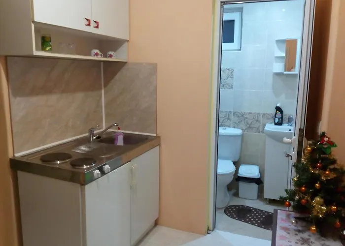 Emiliya Ovchartsi (Kyustendil)